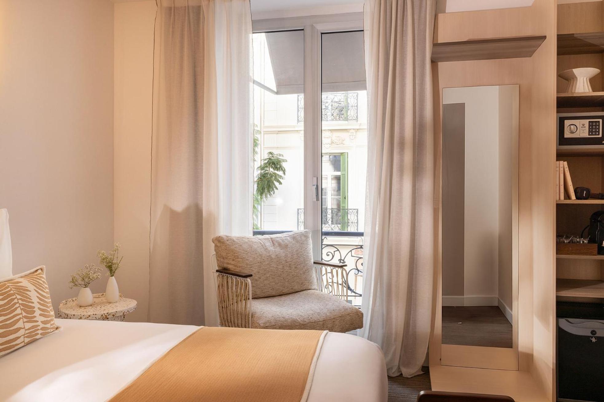 Superior Double Room with Balcony,1743807824:JPEG