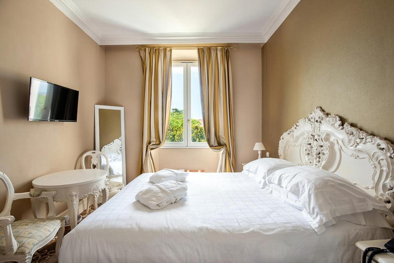 Superior Double Room,1758268598:JPEG